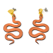 Load image into Gallery viewer, &quot;Desire&quot; Leather Snake Earrings
