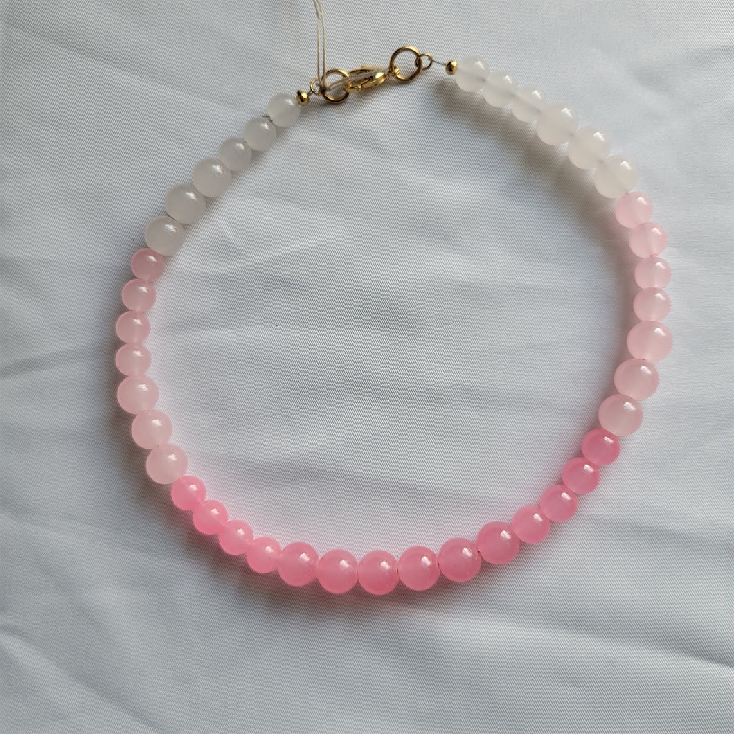 beaded ombre pink necklace